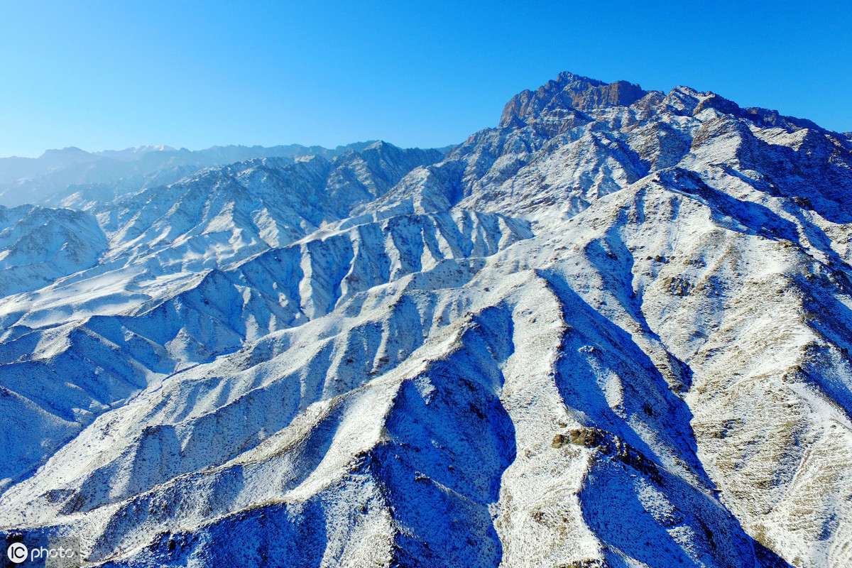 去了贺兰山你才知道，原来一座山有这么多的故事和传说