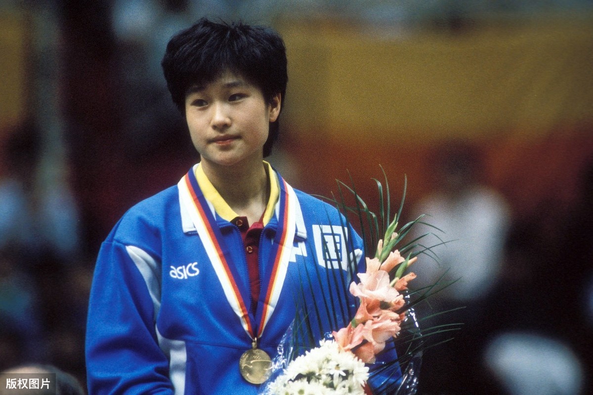 乒乓球奥运会女单冠军汇总，国乒创八连冠伟业，两场外战造王者！