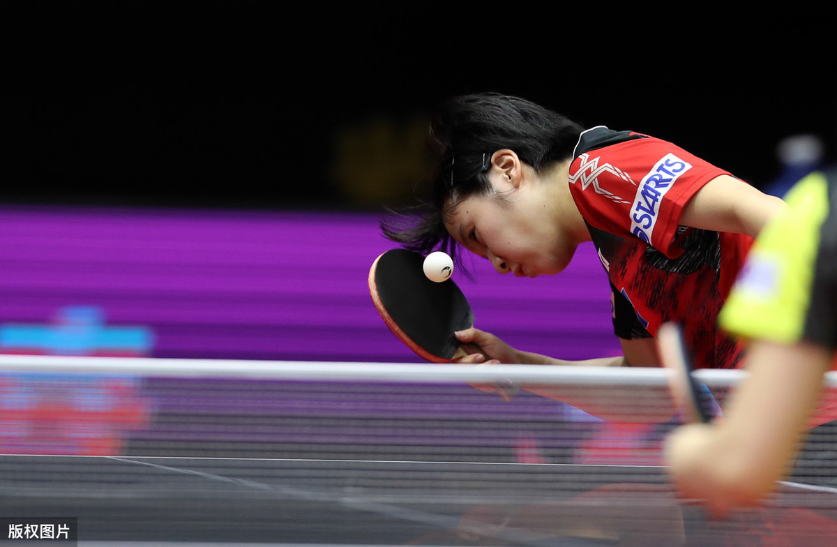 乒乓球双面反胶是什么(深度：从日本女乒三大主力技术特点，解读她们的速度型打法风格)