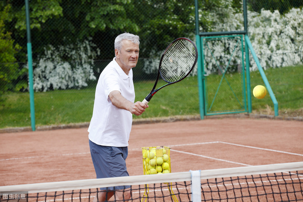 网球运动对健身锻炼的作用(健身是最“短命”的运动！新研究：最能延年益寿的运动竟是网球？)