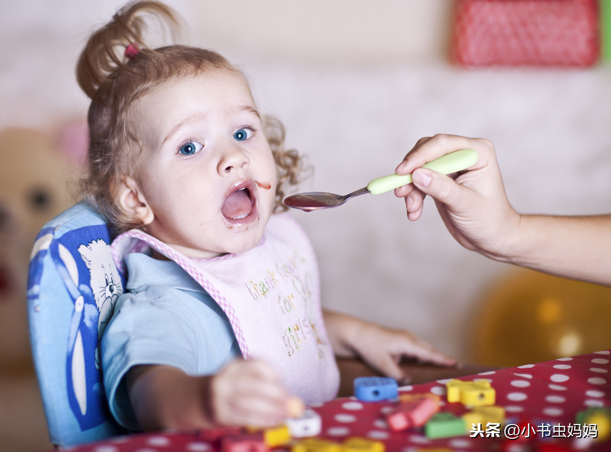 一天中哪个时间段喂辅食最好？不同喂养方式的宝宝，时间不一样