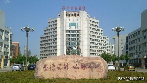 河南这3所二本大学，学霸看不上，学渣考不上，适合中等考生报考