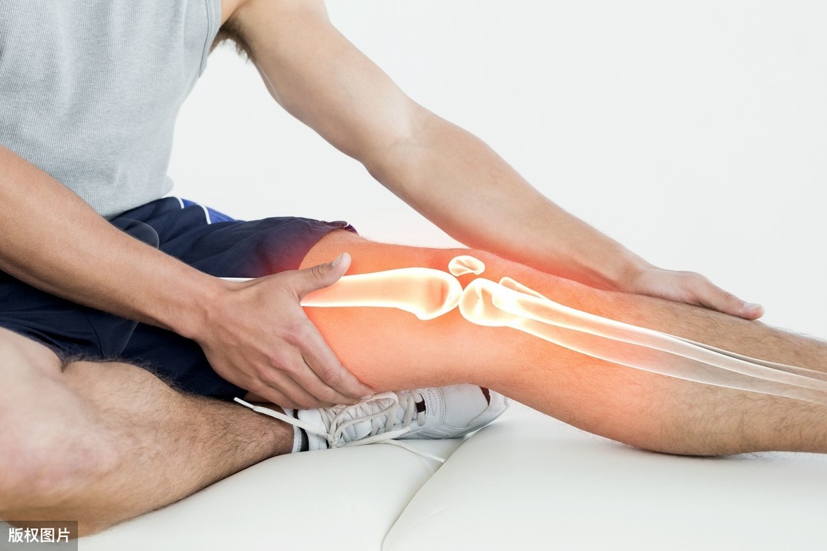 膝盖疼痛困扰着你？强化臀中肌，才能解决这个问题！