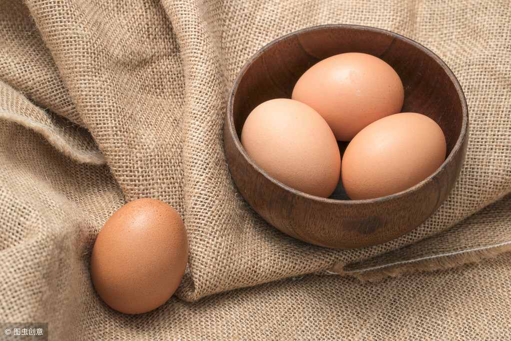 鸡蛋为什么放在不同篮子里？