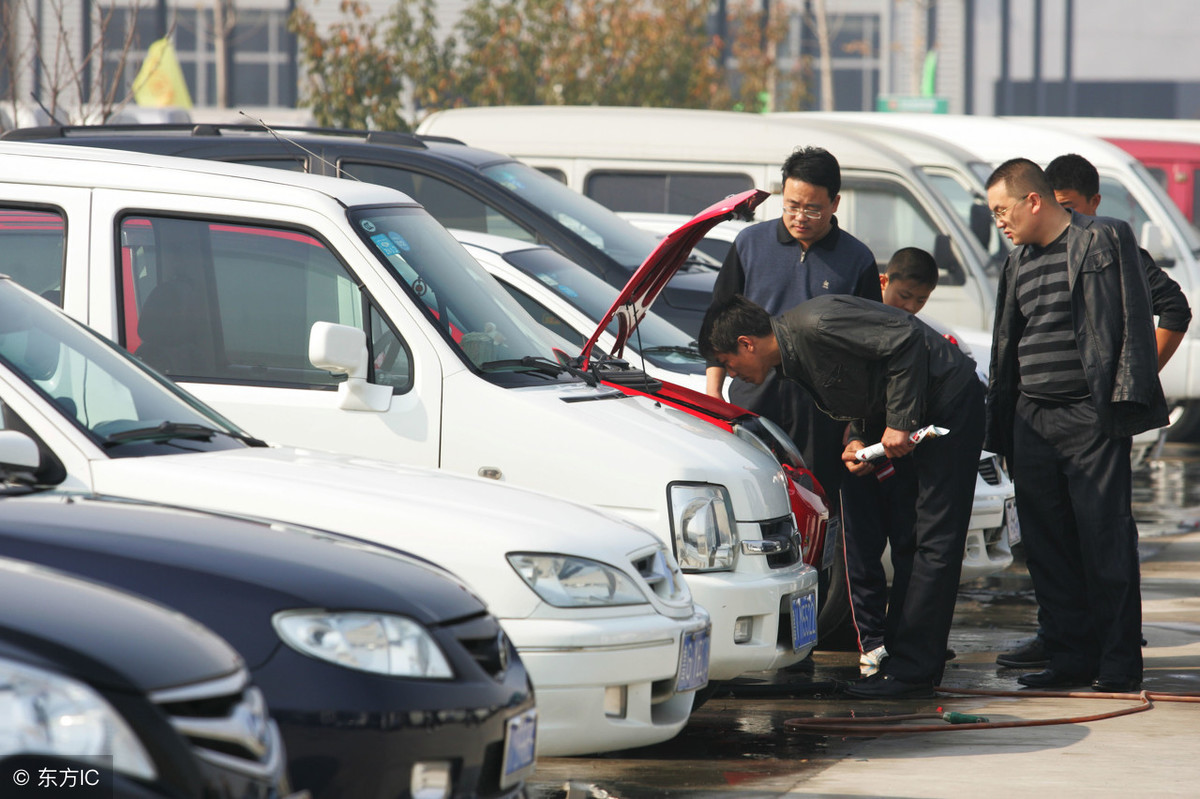 如果给你25万，你是买普通品牌新车，还是豪华品牌二手车？