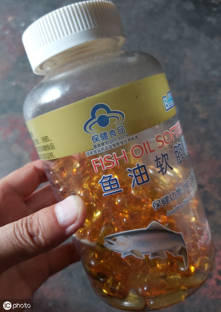 空腹喝鱼油好吗「早上空腹吃鱼油好不好」