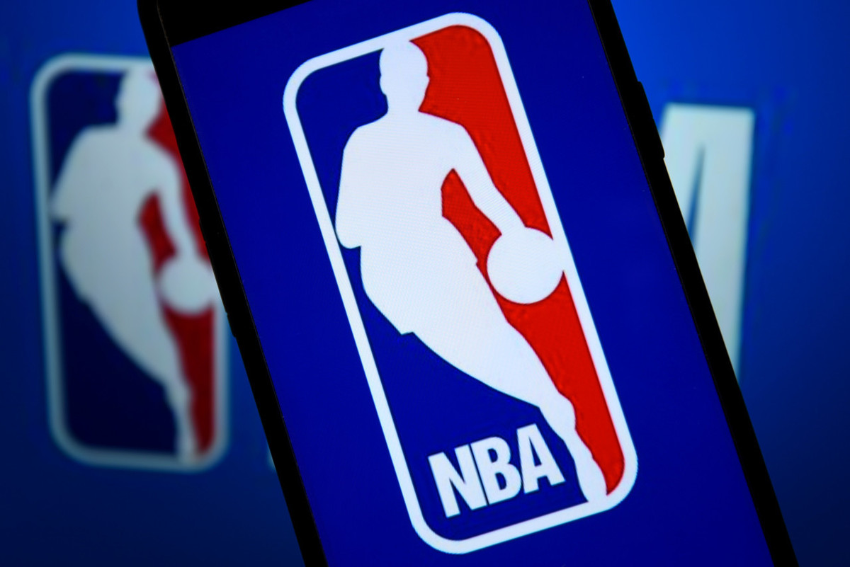 nba开头为什么不用a(把NBA从黑白变彩色的人，变成了黑白色)