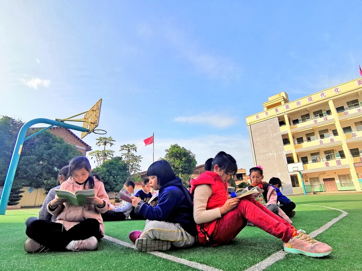 大学体育课最后考核怎么计分(体育中考要达到跟语数外同分值水平，计分方式科学，体育课应考核)