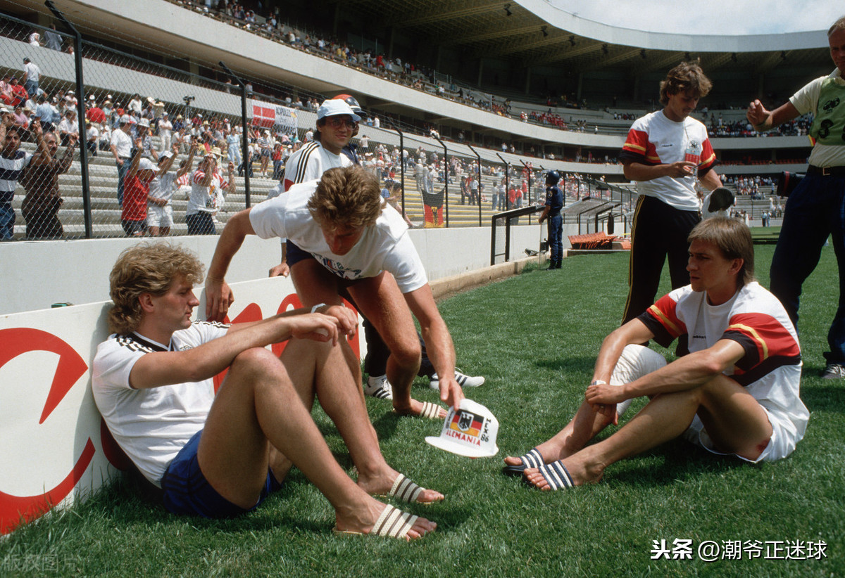 德国世界杯1986(1986年世界杯诸神之战！贝肯鲍尔接过德国教鞭，战车再次开往征途)