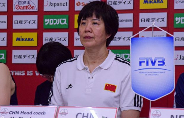 史无前例！郎平第4次夺世界杯冠军，中国女排收获10个世界冠军