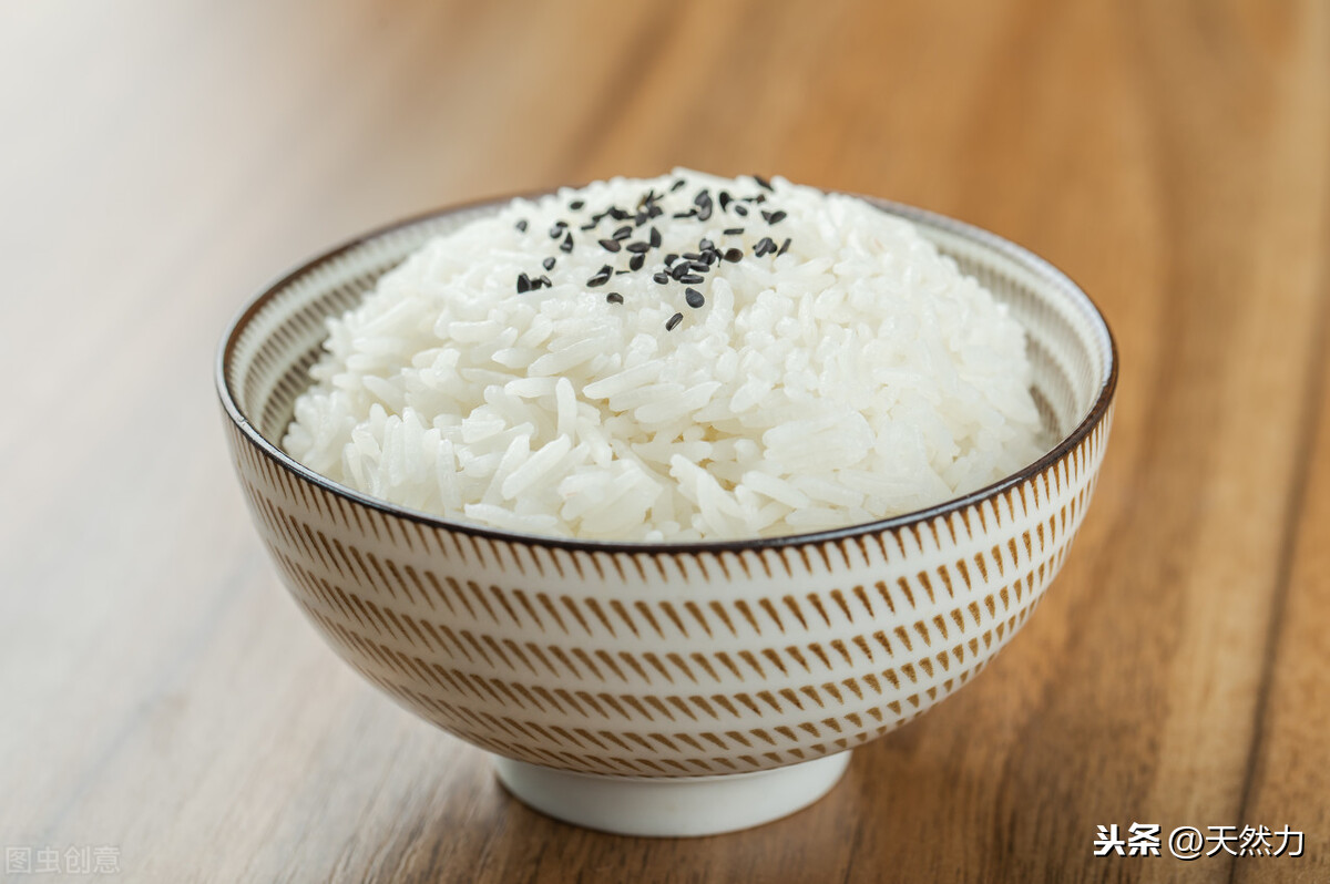米和水的比例煮饭(煮饭加米水的几个小技巧)