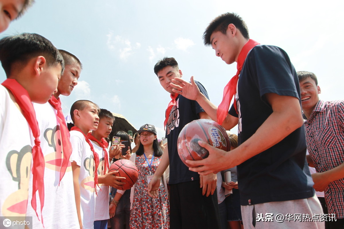 cba哪个教练不是汉族(山西男篮集结备战CBA？主教练王非生活细节？外援托马斯富兰克林)