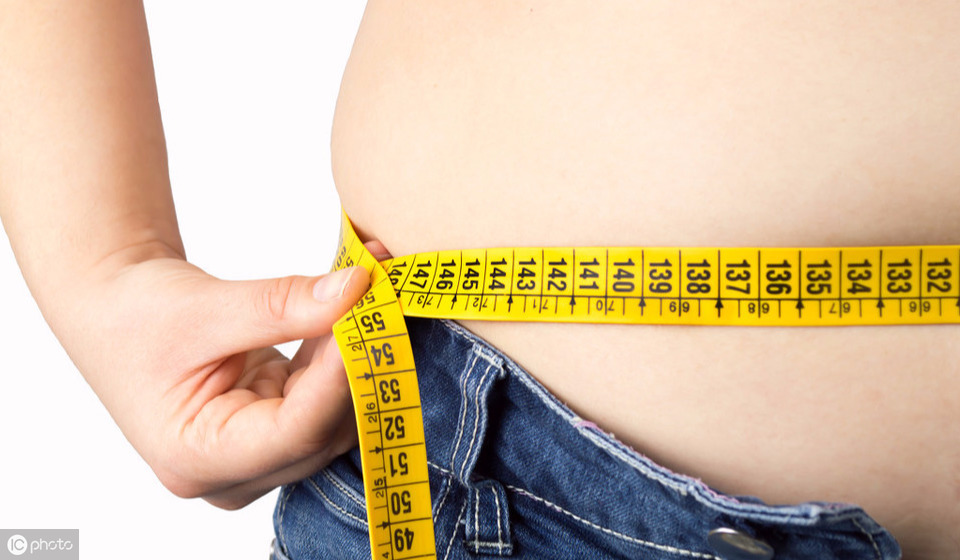 內髒脂肪超標危害大，堅持做到4點，有效減少內髒脂肪