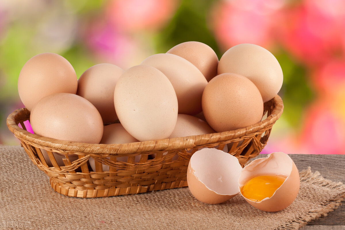鸡蛋蒸多久(鸡蛋需要蒸多久能熟，十多分钟够吗)