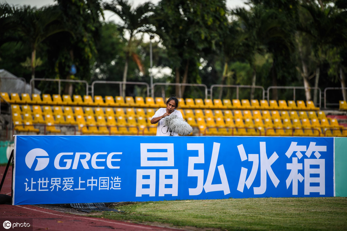 世界杯预选赛菲律宾主场(反客为主！世预赛菲律宾主场广告板全被中国品牌承包)