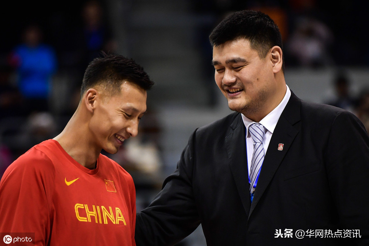 nba总裁为什么叫萧华(NBA总裁萧华抵达上海？萧华个人资料？姚明态度？姚明非常生气？)