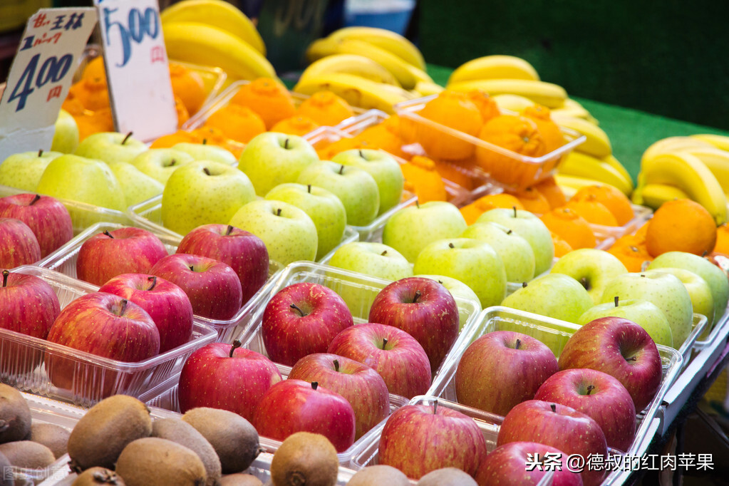 中秋将至，红心柚子上市，1元1斤也要卖，这是为何？
