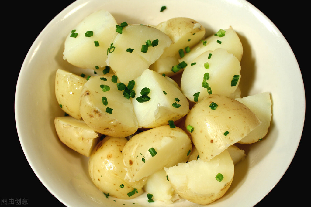 土豆蛋白质含量（为什么吃土豆还可以瘦下来）