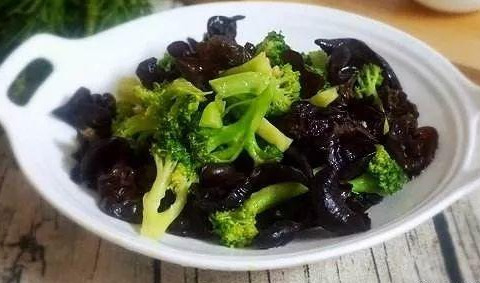 16种西兰花做法，营养美味，家庭餐桌上应该多点这样好吃的绿色菜