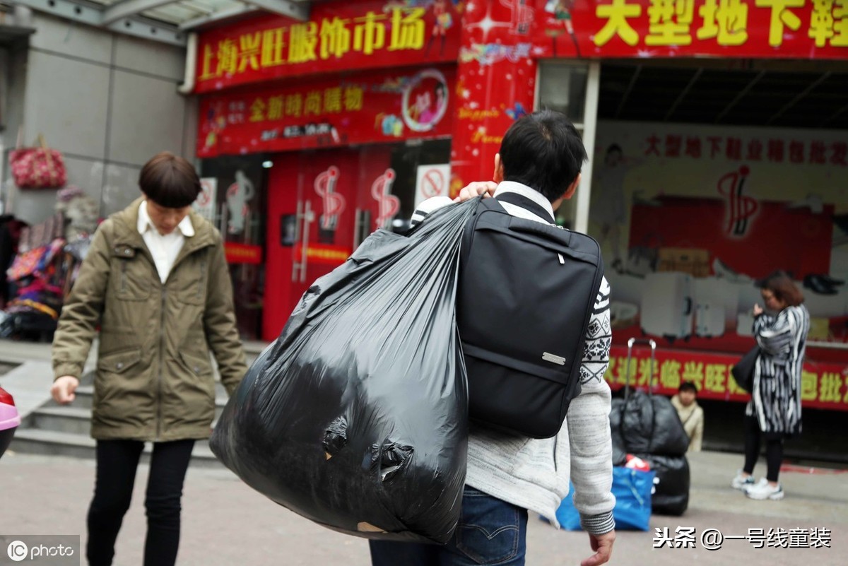 广州最大的品牌折扣童装批发市场都在那里？