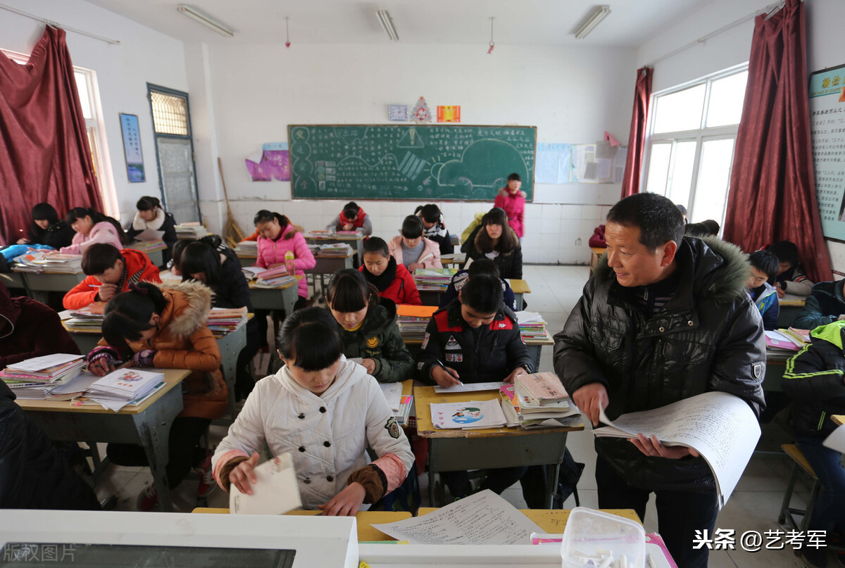 难忘恩师，由今日祁东清华学子想到当年的龙新民，亲身感受之巨变