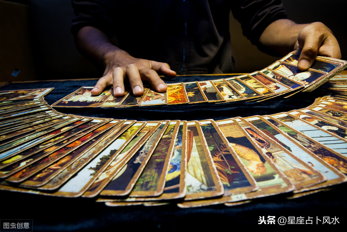 塔罗牌的每张牌代表着什么（塔罗牌大全78张正反意义）