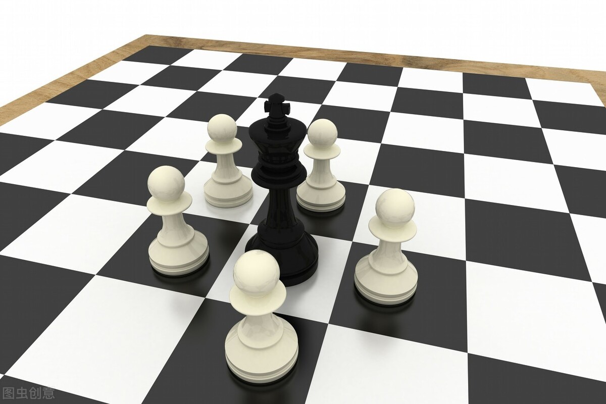 国际象棋(qi)王的走法（国际象棋王的走法图解）