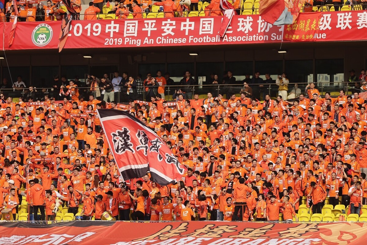 武汉卓尔 | 给球队起新名字 江城球迷操碎了心
