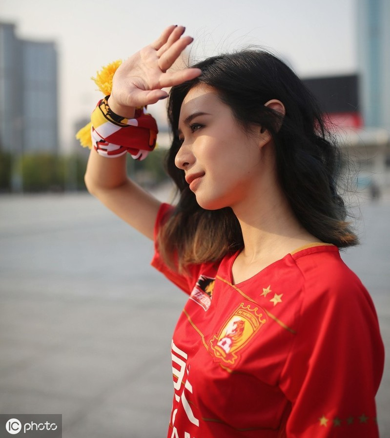 上海申花和广州恒大今晚的比赛（中超｜今晚上海申花VS广州恒大，恒大迎追分良机！可惜央视不直播）