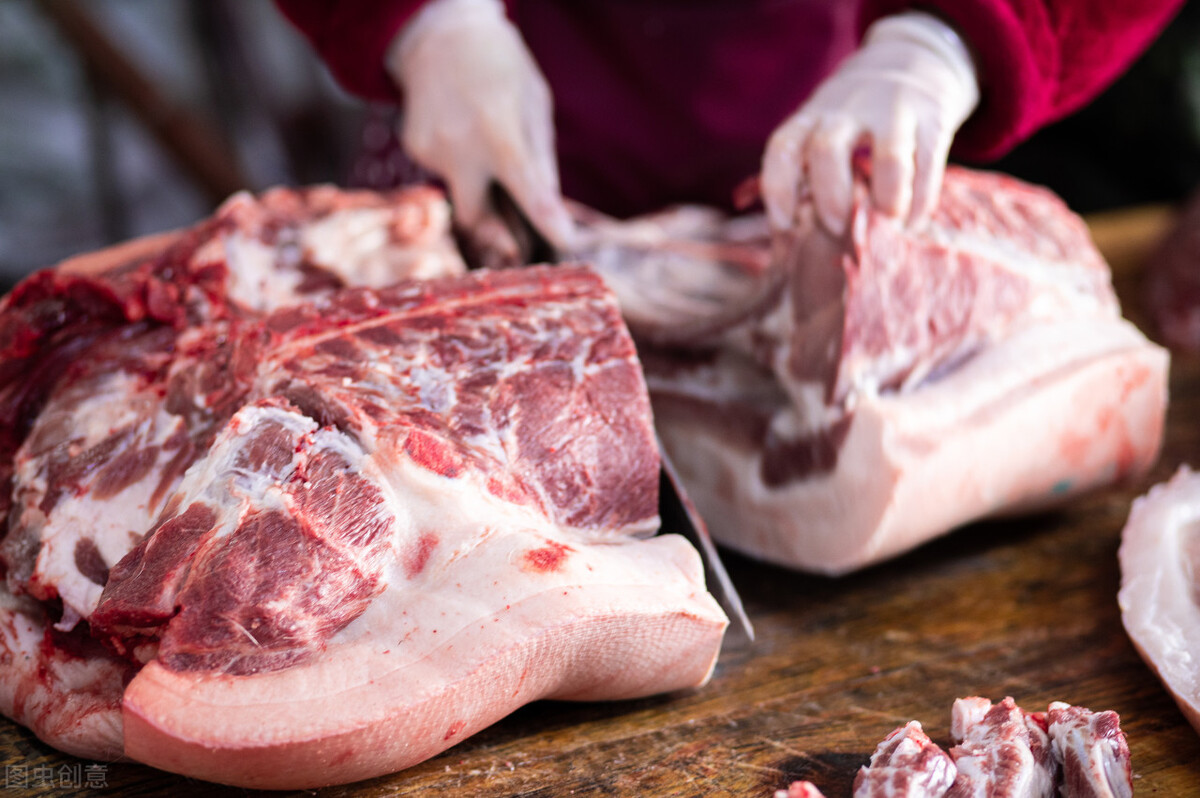 生猪价格继续大跌，多个省份逼近13元/斤，猪肉降价潮即将来袭