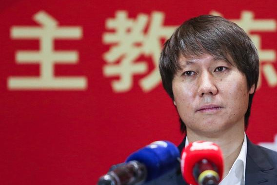 回顾李铁就职宣言(归化球员也要竞争上岗，李铁就任宣言句句经典直戳痛点)