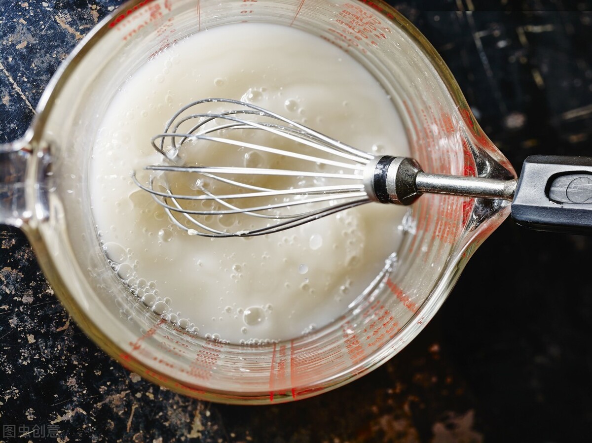 做馒头一斤面粉放多少酵母？牢记“这2点”，馒头香甜，又白又大