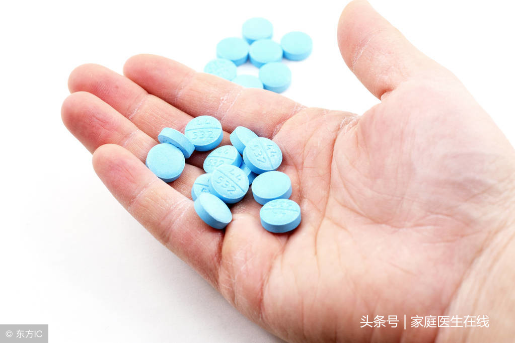 乳腺增生用药物治疗，中药和西药治疗哪种好？医生：各有优点