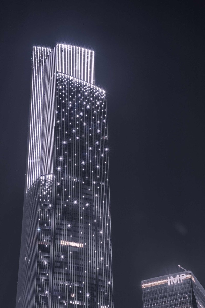 广州最高的楼叫什么楼（广州最高的楼在什么地方）