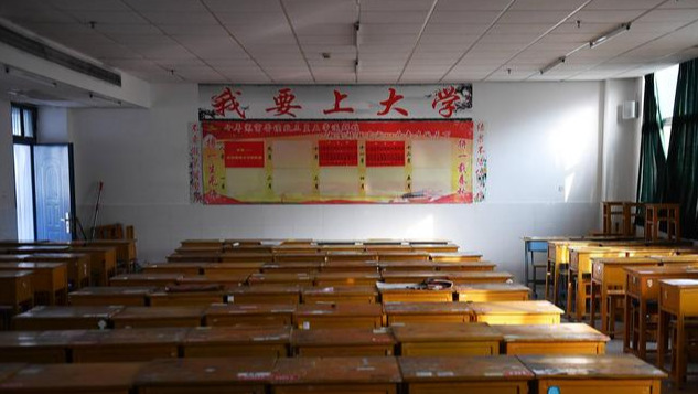 带人砸学校门口网吧的朱志明和他的毛坦厂：有教无类，都是好学生
