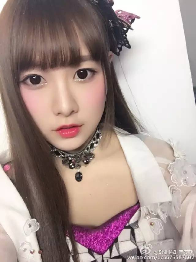 snh48唐安琪(烧伤的唐安琪终于出来表态了,她说是自己造成的)