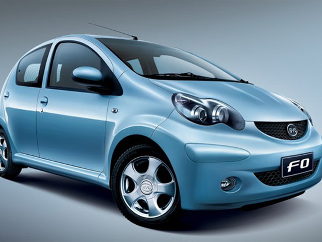 深圳比亚迪f0(比亚迪f0最新报价,比亚迪f0怎么样,最新改装效果图)