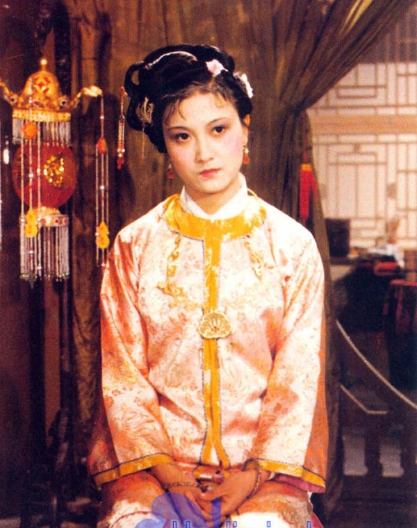 87版《红楼梦》金陵十二钗定妆照,哪个最美?