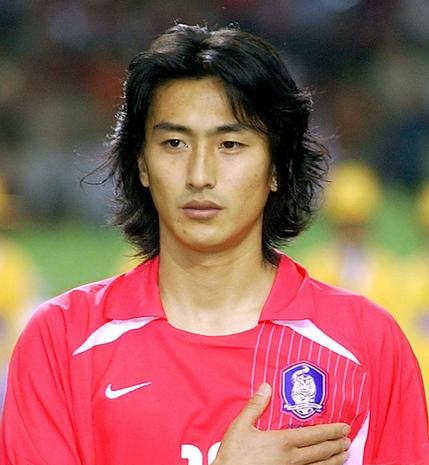 安贞焕在韩国和日本联赛都曾经有过相当出色的表现.