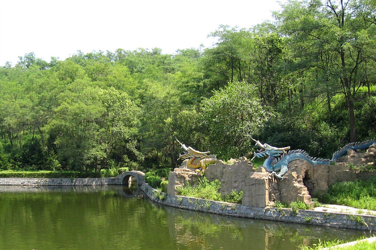 大连旅游景点推荐:山高林密避暑胜地——二龙山国家森林公园