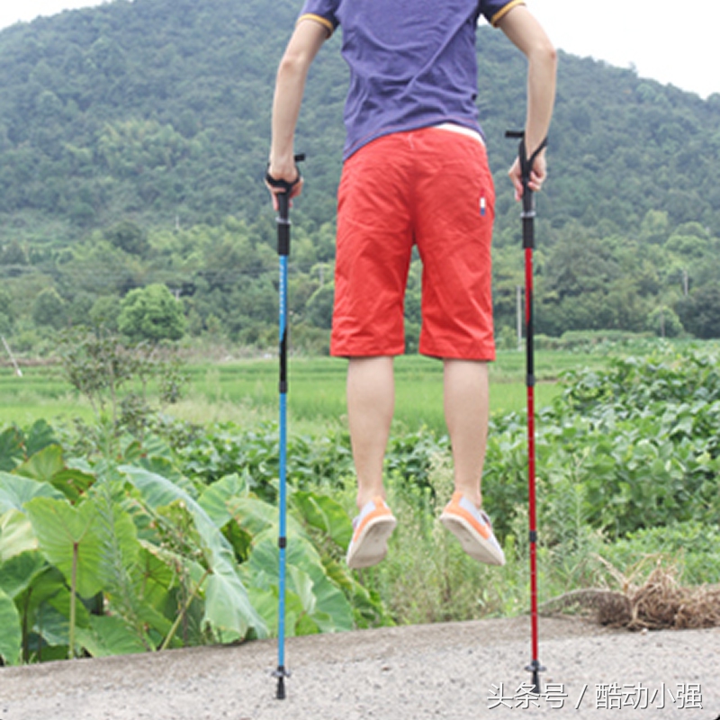 为登山爱好者奉上深秋时节可能会用到的登山装备