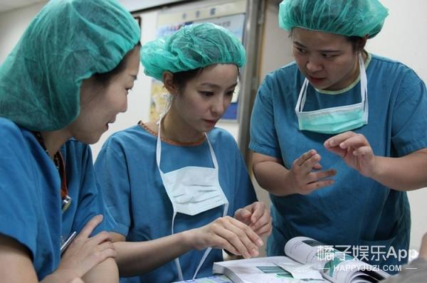 气质美女是学霸