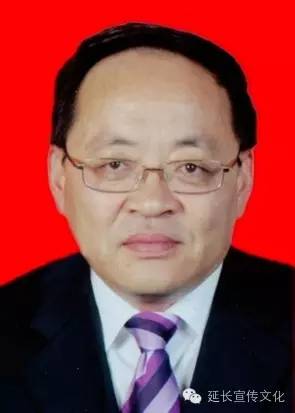 新一届县委领导班子