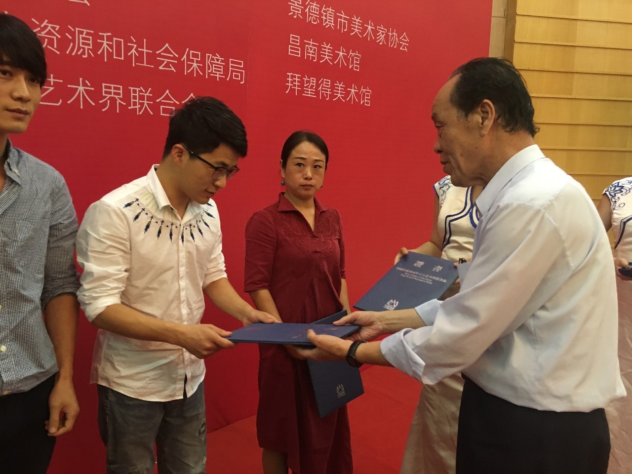 新一屆十大陶瓷名品張榜啦