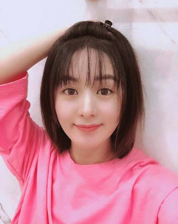 赵丽颖的刘海造型