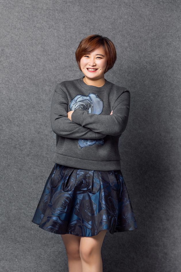 cp遍布娱乐圈却从未被骂，坐拥3000男神，贾玲是怎么做到的？