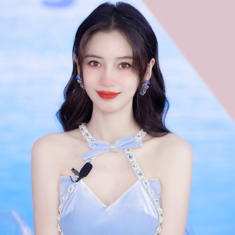 蓝色系的angelababy