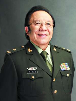 德艺双馨的唱将杨洪基:与妻子相濡以沫,妻子落泪哭诉希望多陪伴