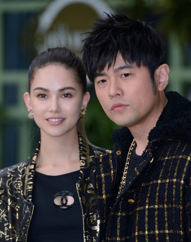8位异域风情的混血女星，有人幸福美满，有人情路坎坷