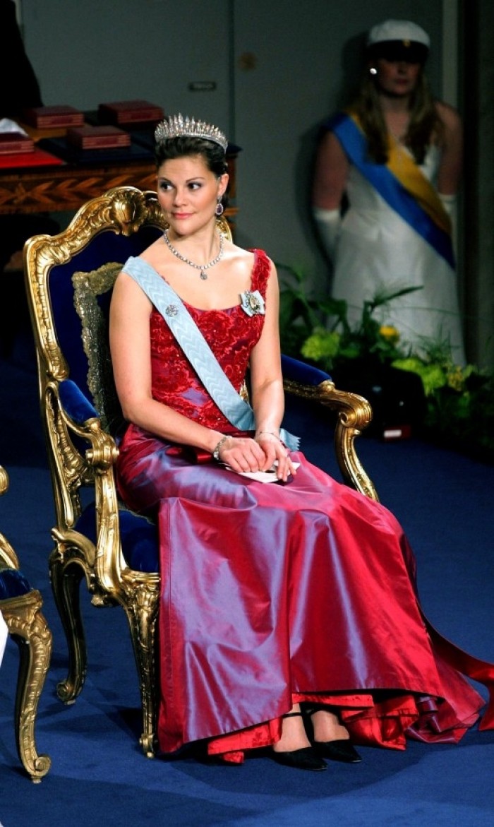 维多利亚公主成为王储以后,一直接受着堪称苛刻的教育.